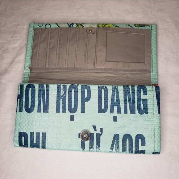 Aquamarine mermaid burlap wallet - Picture 3 of 8